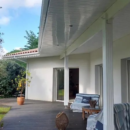 Bed & Breakfast Agreable Maison Sur Le Bassin D'arcachon Andernos-les-Bains